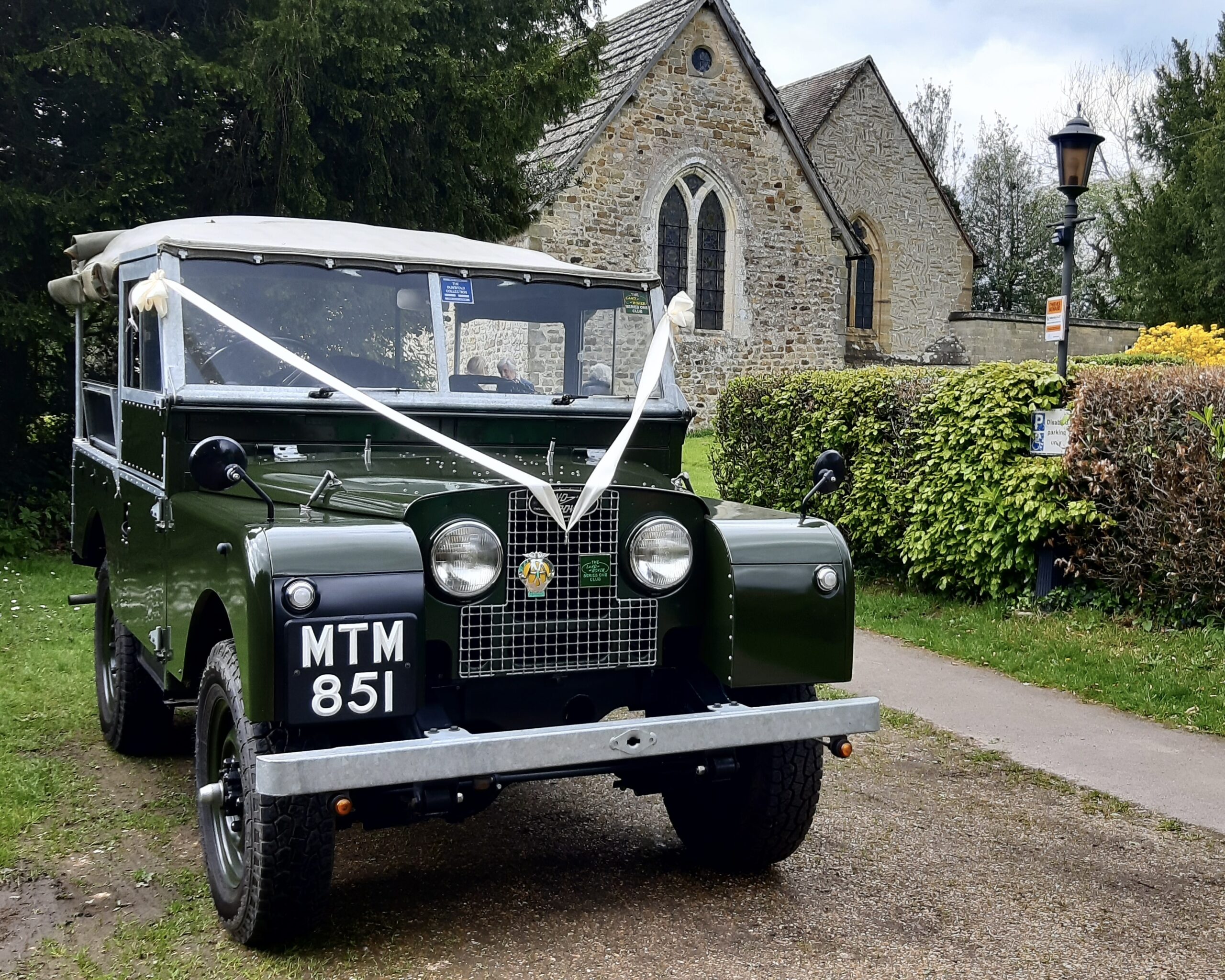 Classic wedding car hire